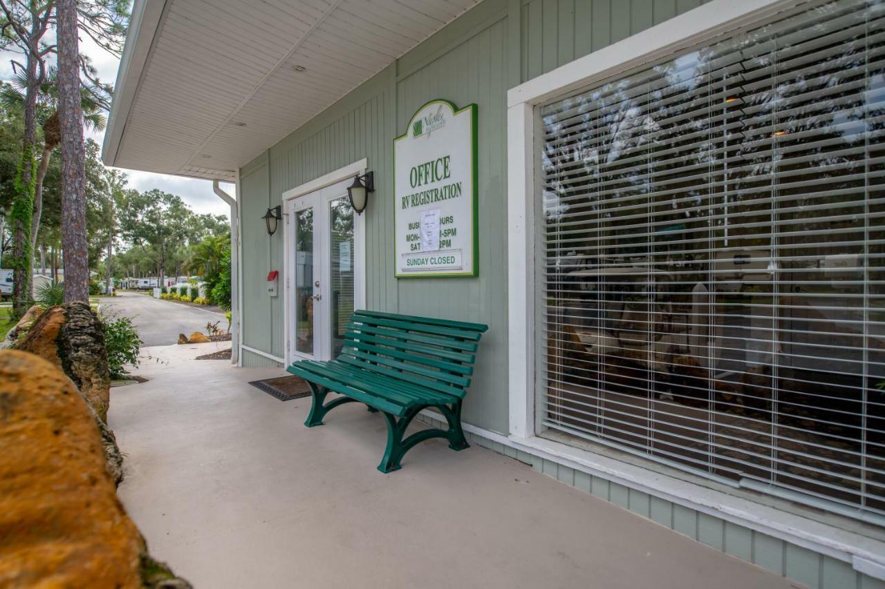 Naples Rv Resort Naples Manor المظهر الخارجي الصورة